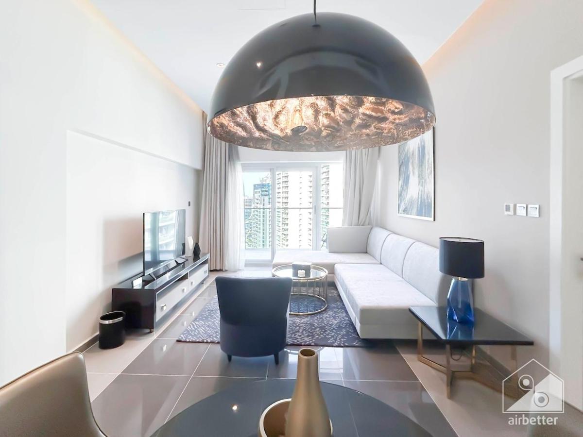 Luxury Stay At Damac Majestine With Balcony & Views Dubai Exterior foto