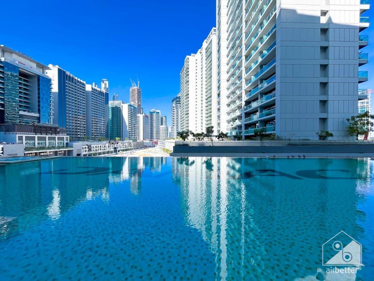 Luxury Stay At Damac Majestine With Balcony & Views Dubai Exterior foto